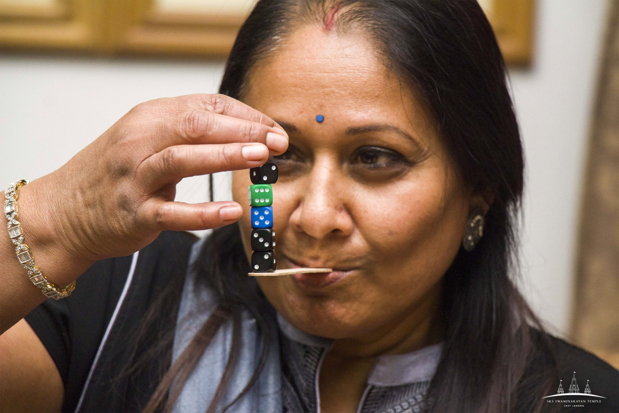 ©1987-2017 SKS Swaminarayan Temple East London